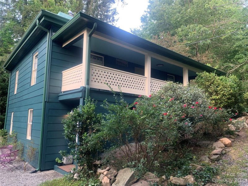 Property image 3 at 58 Beaver Drive, Asheville, NC 28804