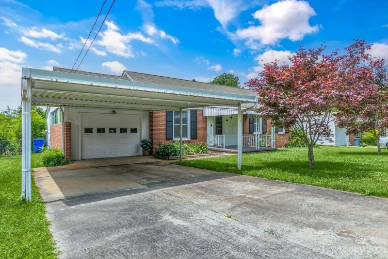 Property image 2 at 92 Skyview Terrace, Asheville, NC 28806