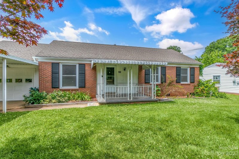 Property image 3 at 92 Skyview Terrace, Asheville, NC 28806