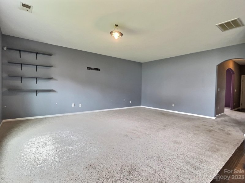 Property image 5 at 2512 Meadow Crossing Drive, Dallas, NC 28034