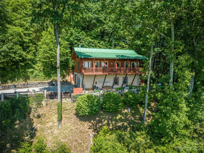 Property image 4 at 53 Southern Comfort Lane, Maggie Valley, NC 28751
