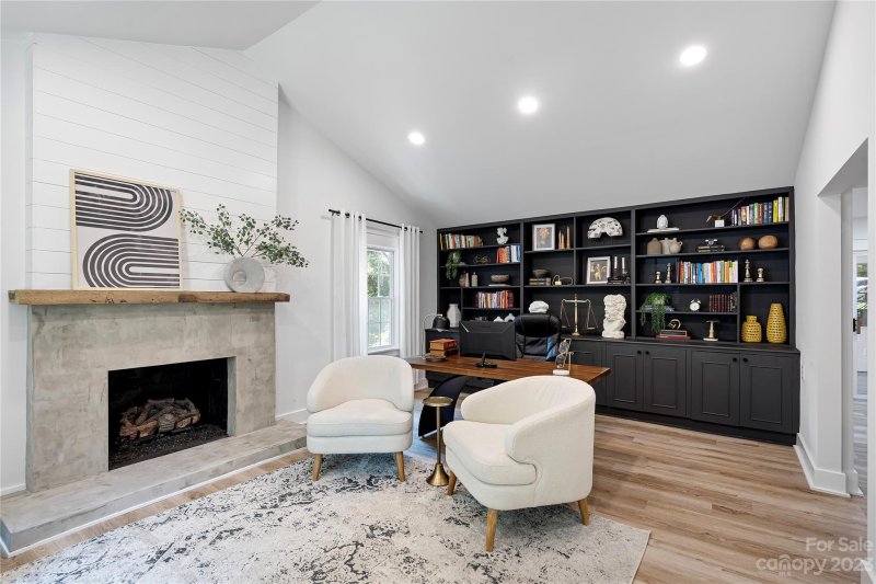 Property image 5 at 8806 Gruenewald Lane, Charlotte, NC 28210