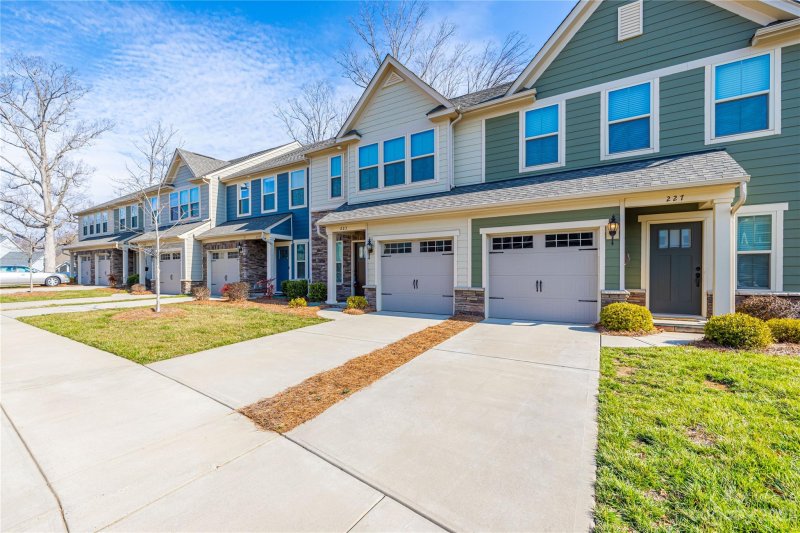 Property image 3 at 223 Scenic View Lane, Stallings, NC 28104