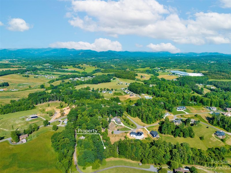 Property image 5 at 1 Temujin Drive, Leicester, NC 28748