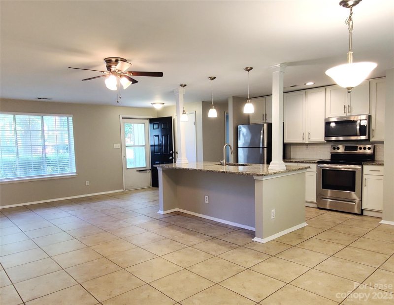 Property image 3 at 8212 Ivy Hollow Drive, Charlotte, NC 28227