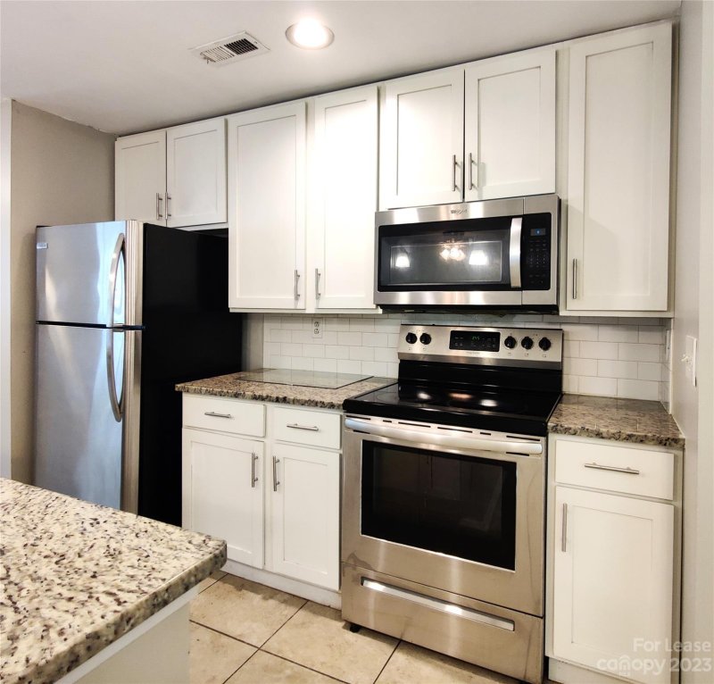 Property image 5 at 8212 Ivy Hollow Drive, Charlotte, NC 28227