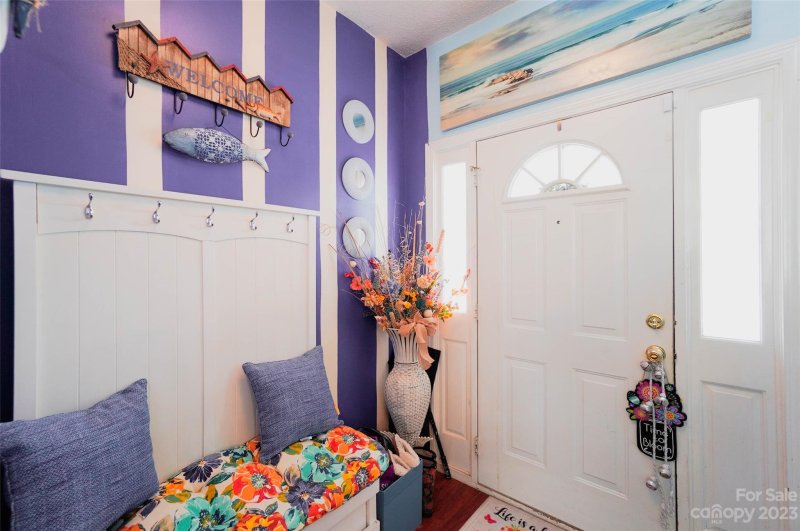 Property image 4 at 1002 Hipp Road, Charlotte, NC 28216
