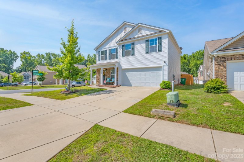 Property image 2 at 5328 Park Brook Drive, Charlotte, NC 28269