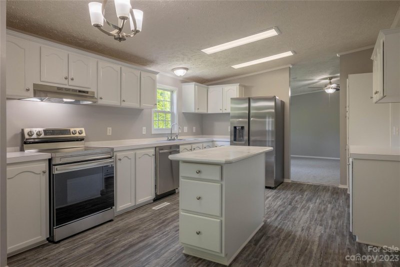 Property image 5 at 2956 Dalton Drive, Morganton, NC 28655