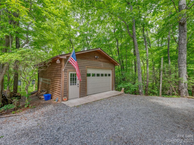 Property image 3 at 228 Gamelands Trail, Saluda, NC 28773