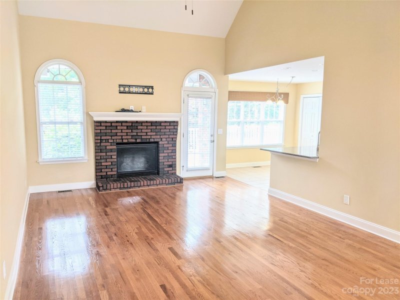 Property image 2 at 325 River Birch Circle, Mooresville, NC 28115