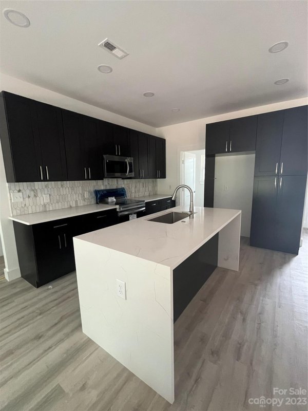 Property image 2 at 2224 Little John Trail, Newton, NC 28658