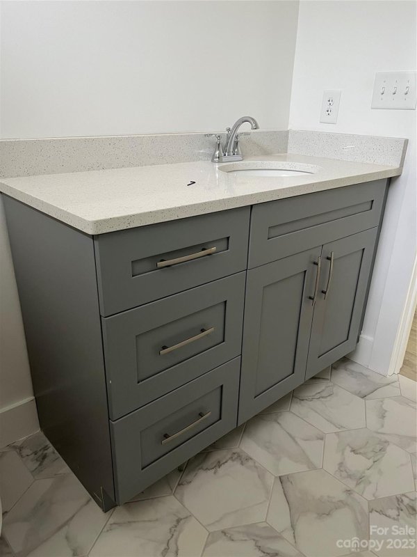 Property image 3 at 2224 Little John Trail, Newton, NC 28658