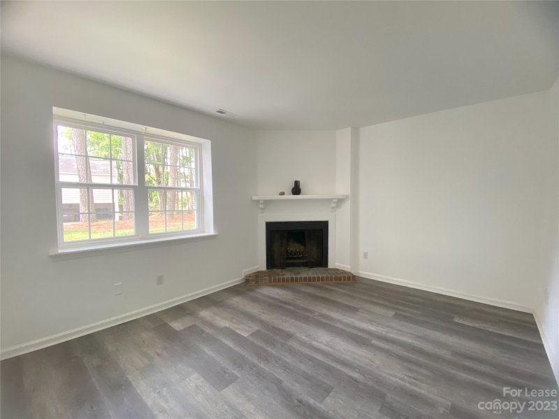 Property image 2 at 8526 Castle Pine Court, Charlotte, NC 28226