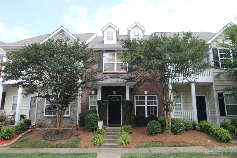 382 Erinn Road