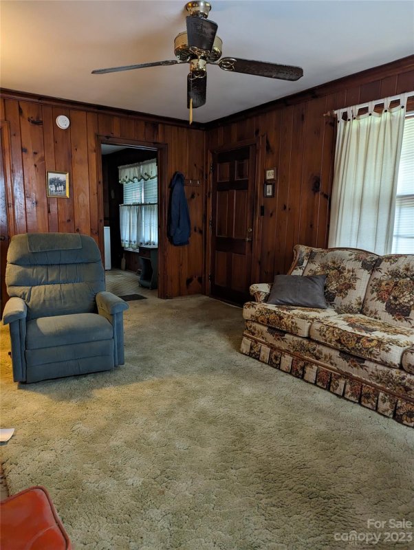 Property image 4 at 2834 Cowles Road, Charlotte, NC 28208