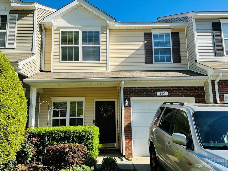 634 Fountain Court