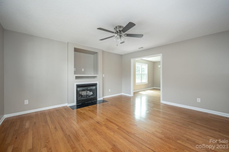 Property image 5 at 306 Little Daisy Lane, York, SC 29745
