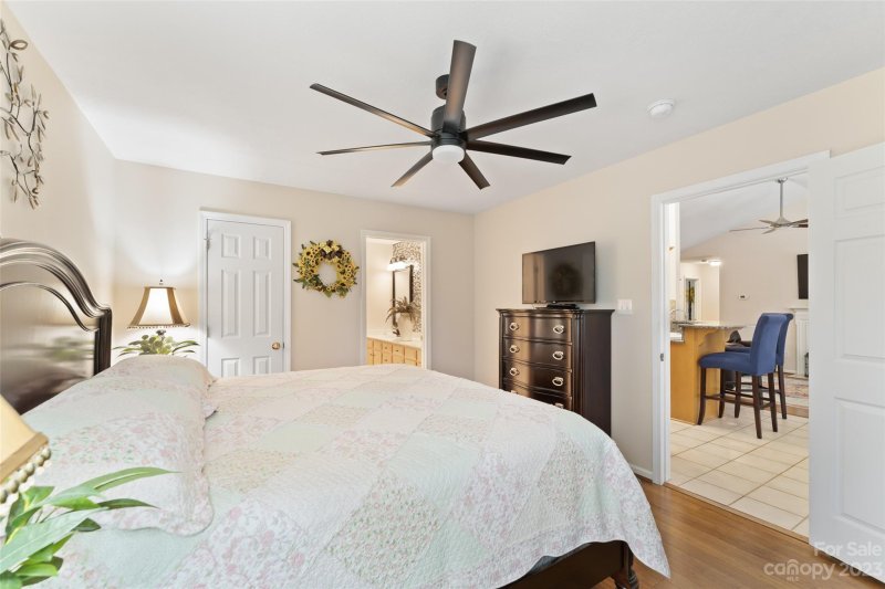 Property image 5 at 5064 Mill Pond Drive, Conover, NC 28613