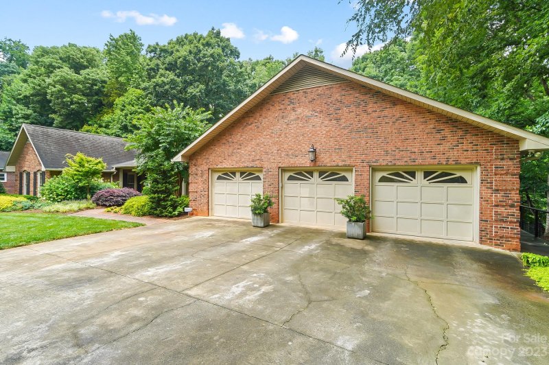 Property image 3 at 405 Belwood Drive, Belmont, NC 28012