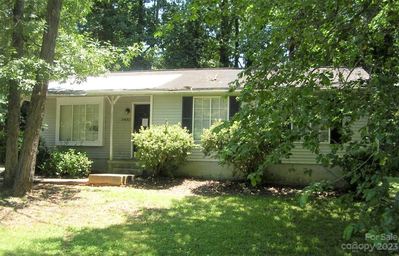 Property image 3 at 8450 Othello Place, Charlotte, NC 28227