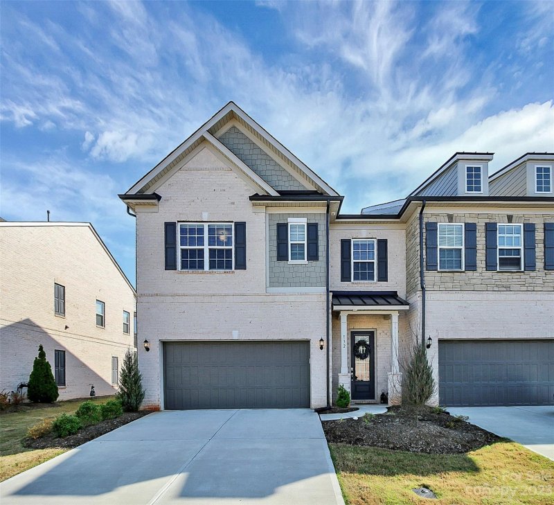 Property image 2 at 132 Heathbrook Lane, Waxhaw, NC 28173