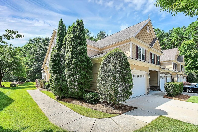 Property image 2 at 713 Deerbrook Lane, Tega Cay, SC 29708