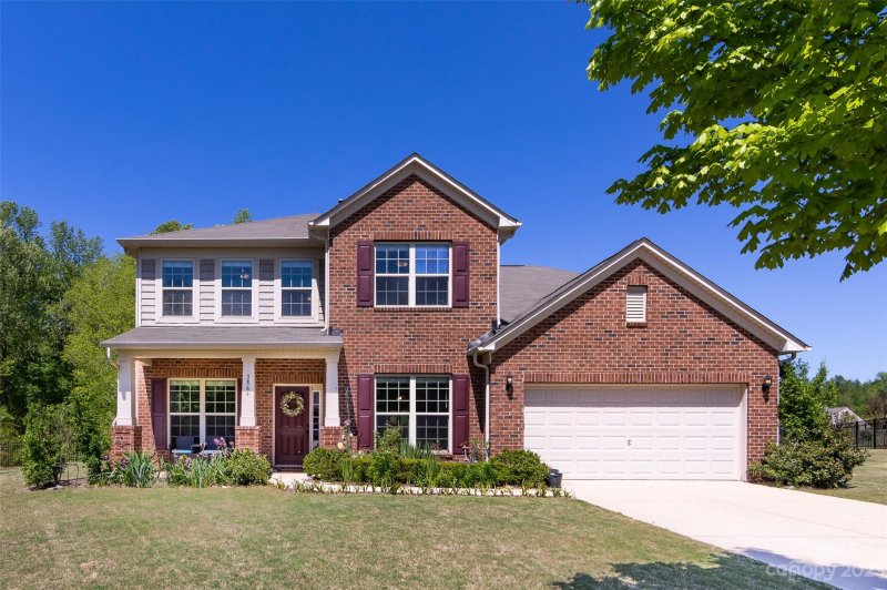 3864 Kestrel Lane