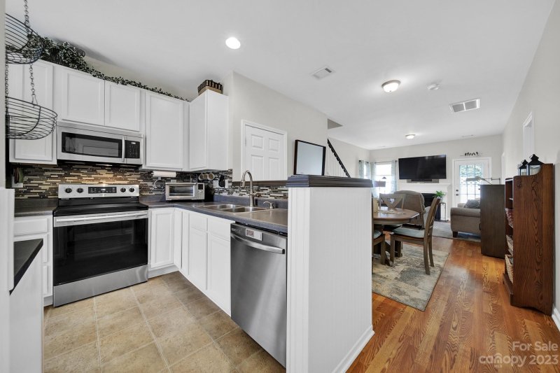 Property image 5 at 203 Tail Race Lane, Fort Mill, SC 29715