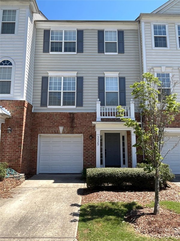 Property image 2 at 5529 Werburgh Street, Charlotte, NC 28209