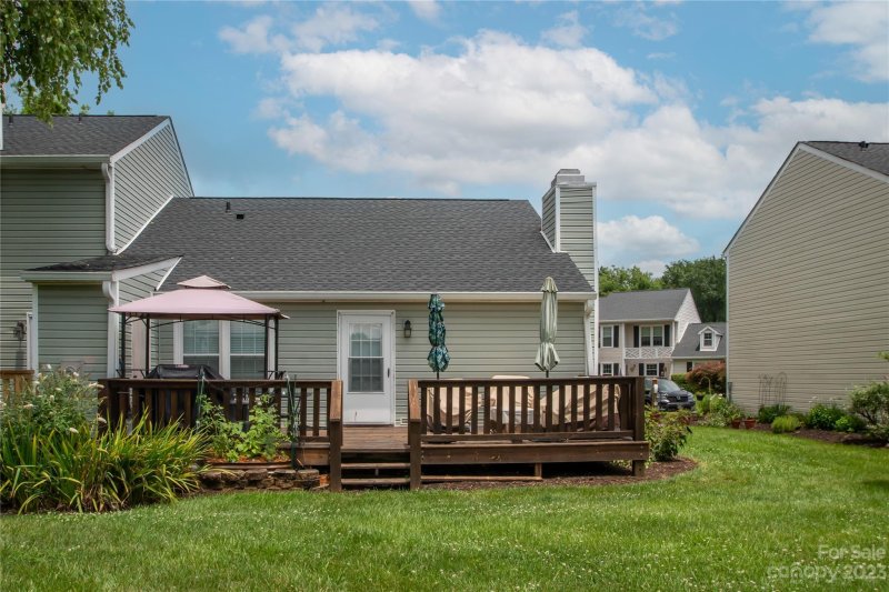 Property image 2 at 10934 Winterbourne Court, Charlotte, NC 28277