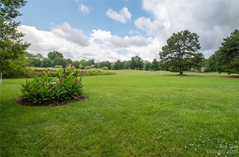 Property image 5 at 10934 Winterbourne Court, Charlotte, NC 28277