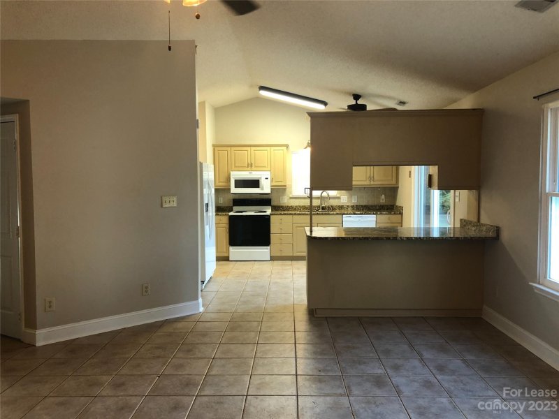 Property image 3 at 3916 Cedarbark Drive, Matthews, NC 28105