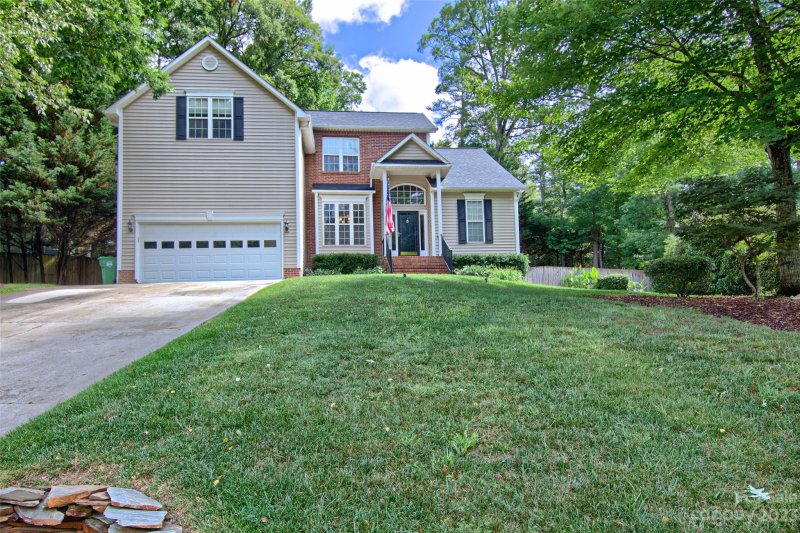 124 Riverbirch Drive