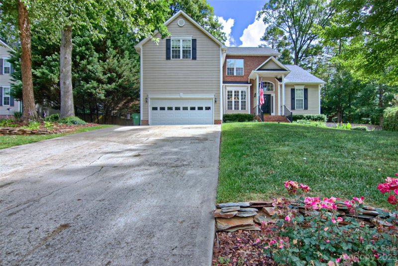 Property image 2 at 124 Riverbirch Drive, Fletcher, NC 28732