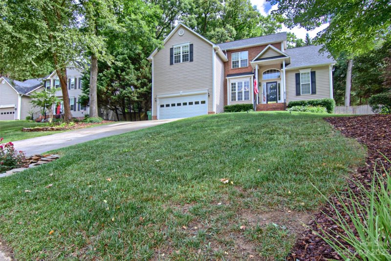 Property image 3 at 124 Riverbirch Drive, Fletcher, NC 28732