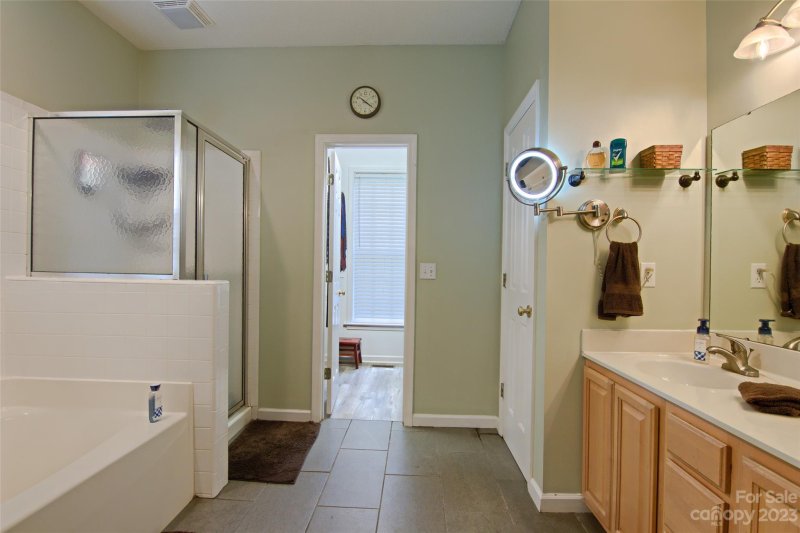 Property image 4 at 124 Riverbirch Drive, Fletcher, NC 28732