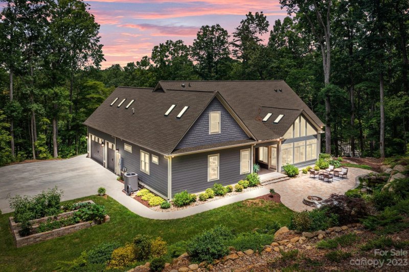 Property image 2 at 161 Greenbay Road, Mooresville, NC 28117