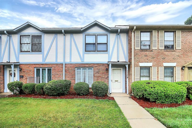 Property image 2 at 4520 Central Avenue, Charlotte, NC 28205