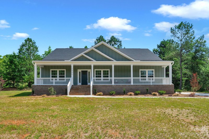 Property image 2 at 1086 Sage Pine Circle, Clover, SC 29710
