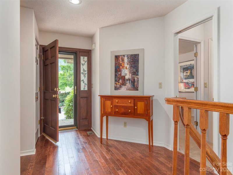 Property image 3 at 12 Ridgeview Drive, Asheville, NC 28804