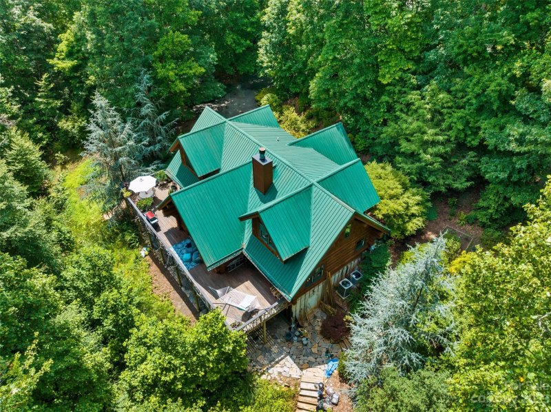 Property image 3 at 32 Indian Knob Road, Asheville, NC 28803