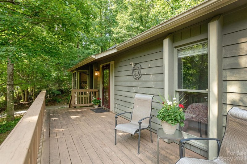 Property image 4 at 3 Turkey Toe Lane, Arden, NC 28704