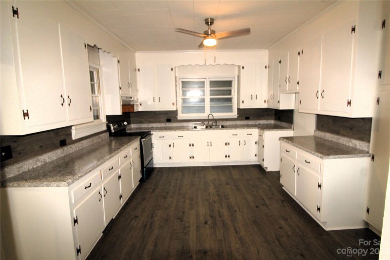 Property image 5 at 115 Mcconnell Street, Clover, SC 29710