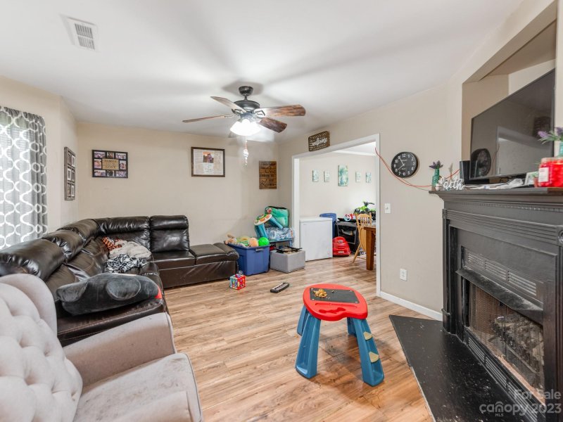 Property image 4 at 5129 Foxmeade Court, Lancaster, SC 29720