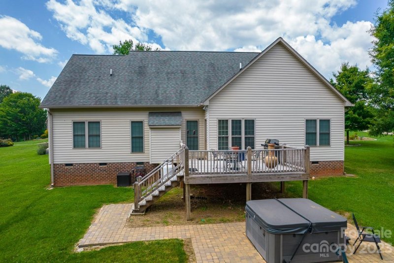 Property image 3 at 178 Lippard Springs Circle, Statesville, NC 28677