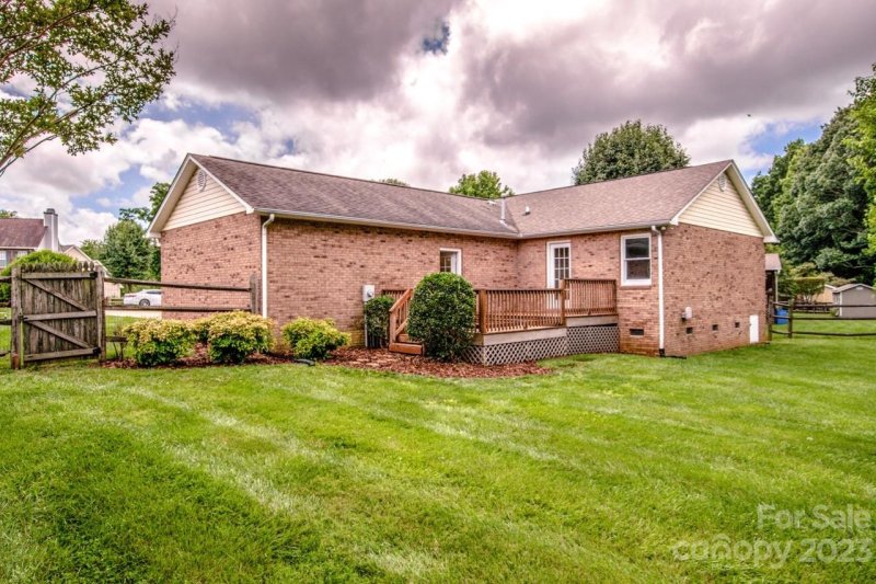 Property image 2 at 170 Kilmer Lane, Mooresville, NC 28115