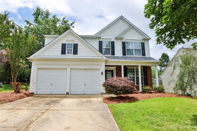 Property image 5 at 11813 Hawick Valley Lane, Charlotte, NC 28277