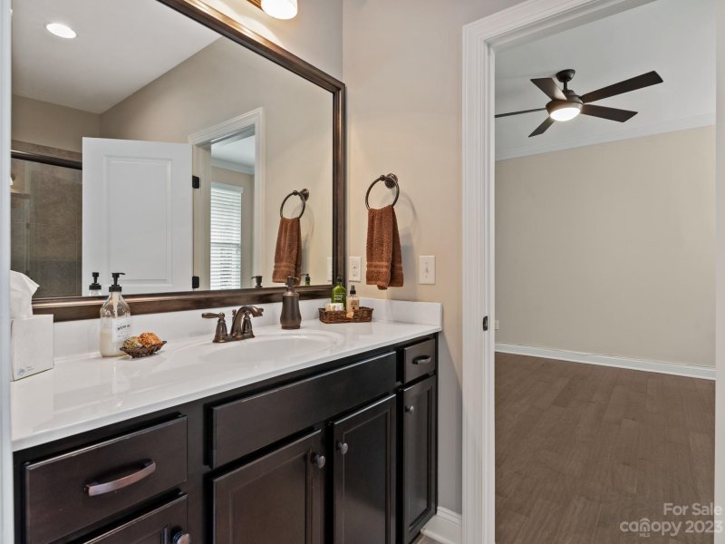 Property image 5 at 7627 Cushing Drive, Charlotte, NC 28216