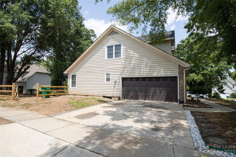 Property image 2 at 14401 Widgeon Court, Charlotte, NC 28273